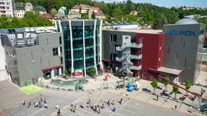 iqlandia-liberec_51942094529_o.jpg