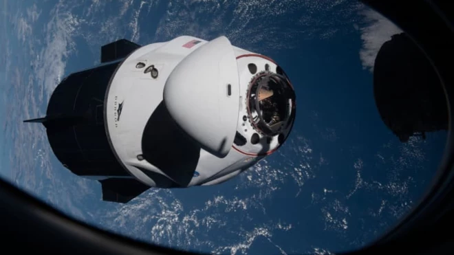 foto 4 Crew Dragon Endeavour NASA Johnson.jpg